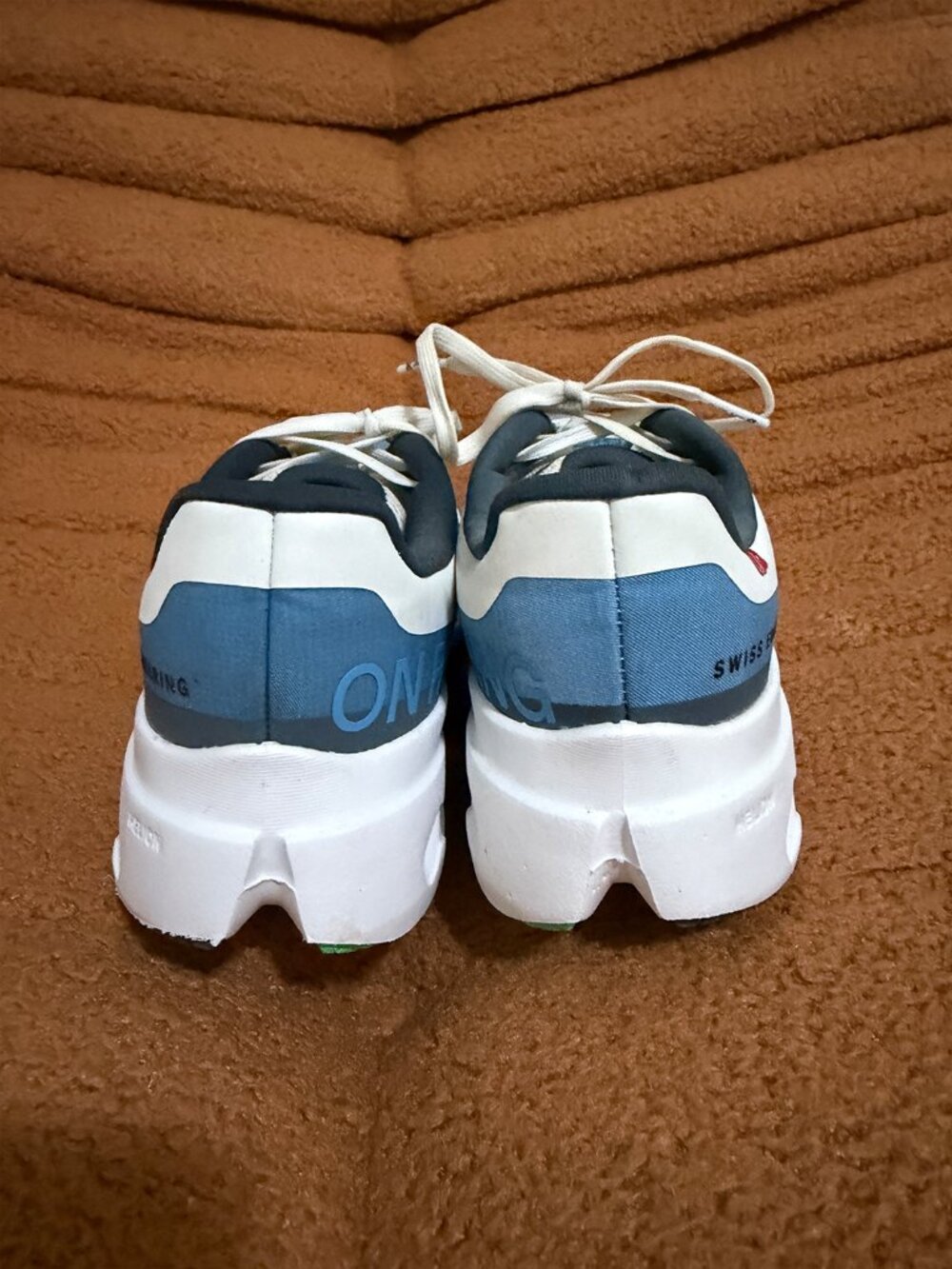 ON Cloudsurfer Next - Size 7 - Picture 10 of 16